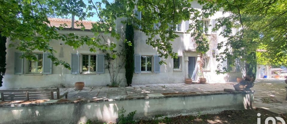 Vente Maison 240m² 5 Pièces à Caumont-sur-Durance (84510) - Iad France