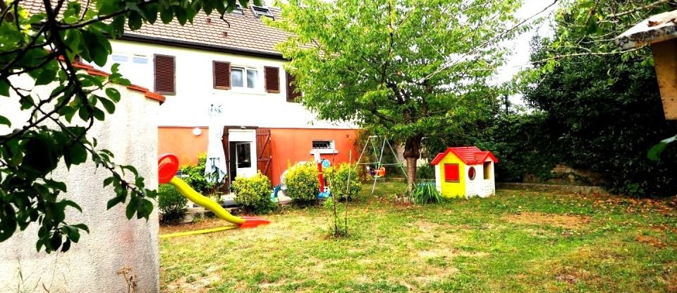 House 6 rooms of 140 m² in Esbly (77450)