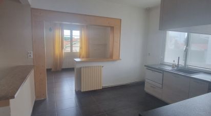 House 4 rooms of 109 m² in Eysines (33320)