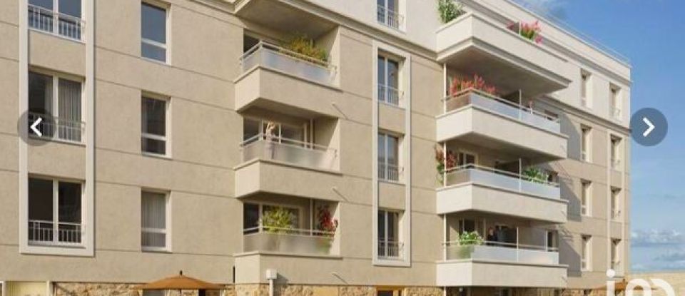 Apartment 4 rooms of 84 m² in Villeneuve-le-Roi (94290)