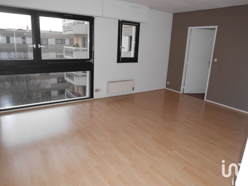 Appartement 3 pièces de 70 m² à Nancy (54000)