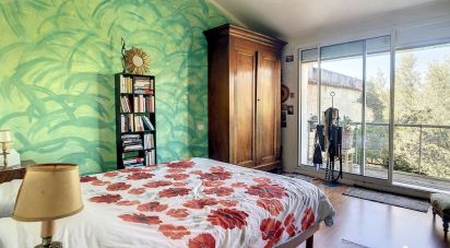 Maison 4 pièces de 142 m² à Bordeaux (33300)