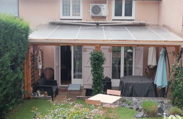 House 4 rooms of 93 m² in Vaugneray (69670)