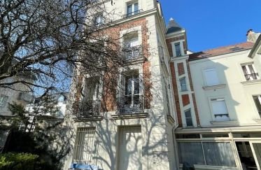 Building in Bagneux (92220) of 350 m²