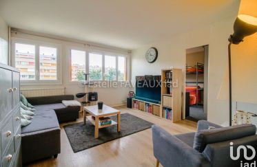 Apartment 4 rooms of 67 m² in Neuilly-sur-Marne (93330)