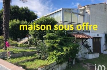 House 3 rooms of 140 m² in Saint-Georges-d'Oléron (17190)