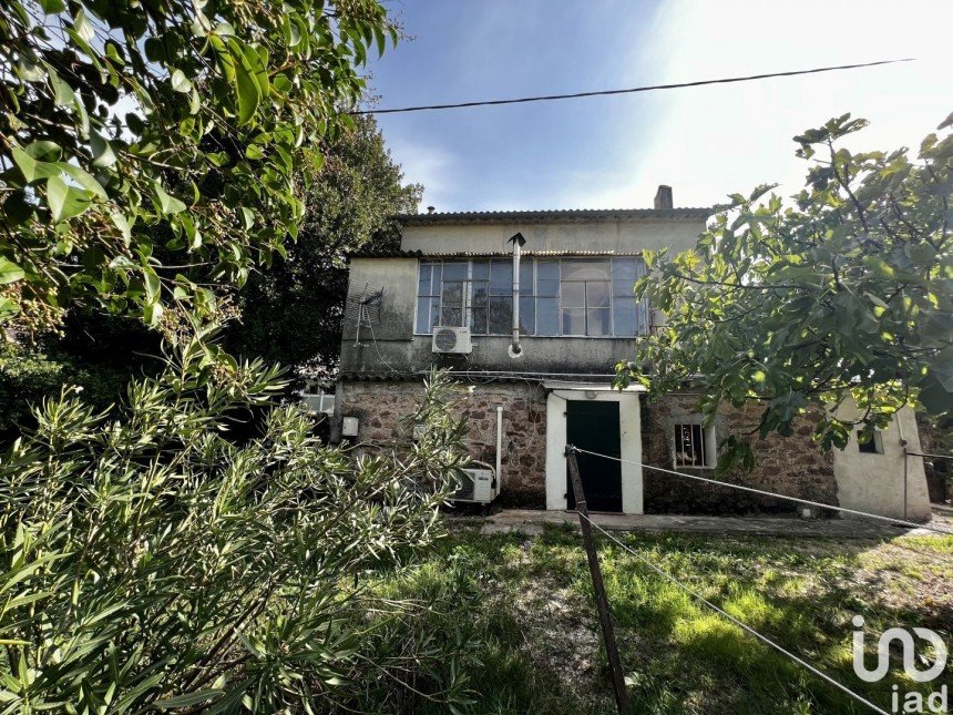 Maison 5 pièces de 110 m² à Solliès-Pont (83210)