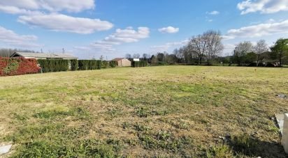 Land of 1,092 m² in Mont (64300)