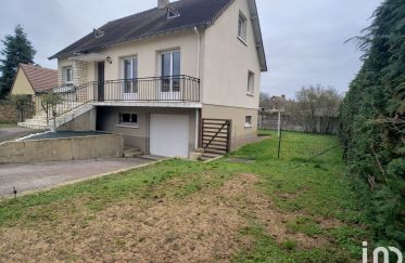 House 5 rooms of 113 m² in Montfort-le-Gesnois (72450)