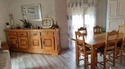 House 5 rooms of 134 m² in Pinsac (46200)