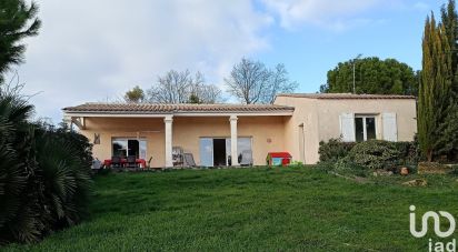 House 4 rooms of 121 m² in Jarnac-Champagne (17520)