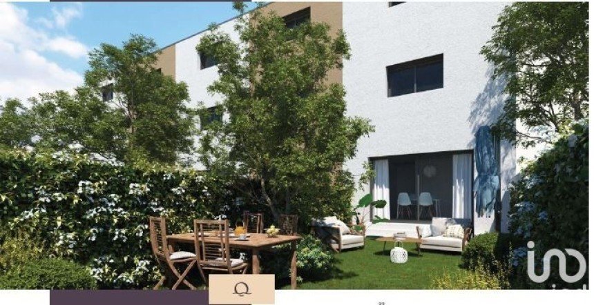 House 5 rooms of 105 m² in CARNON PLAGE (34280)