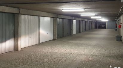 Parking/garage/box de 13 m² à Le Mée-sur-Seine (77350)