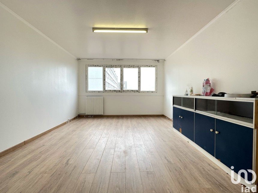 Apartment 3 rooms of 70 m² in Bagnolet (93170)