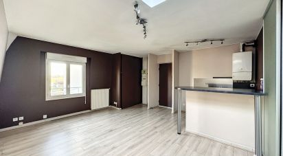 Apartment 1 room of 32 m² in Noiseau (94880)