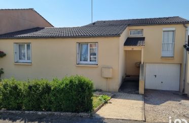 House 5 rooms of 84 m² in Chartres (28000)