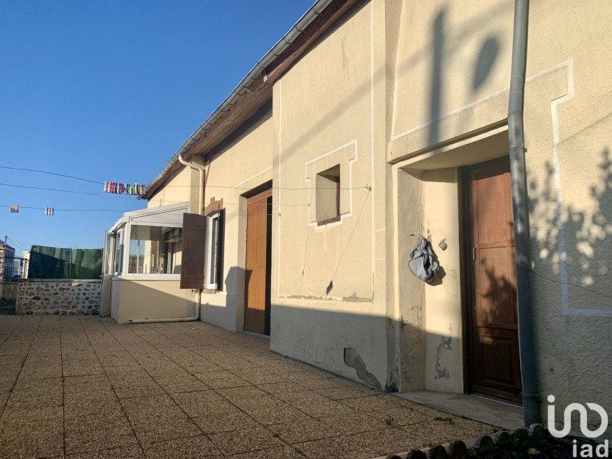 Maison 2 pièces de 60 m² à Châteauneuf-en-Thymerais (28170)