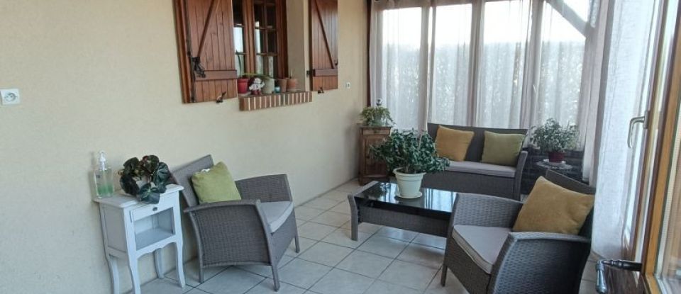 House 5 rooms of 239 m² in Gacé (61230)
