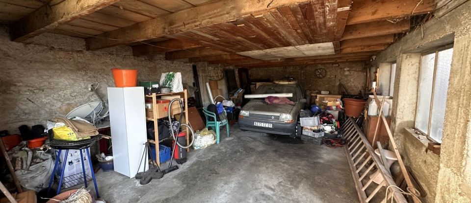 Parking/garage/box de 65 m² à Poncin (01450)