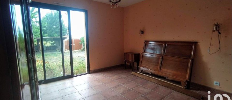 House 4 rooms of 160 m² in Baratier (05200)