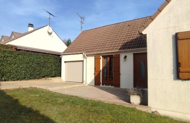 House 4 rooms of 90 m² in Boissy-le-Châtel (77169)