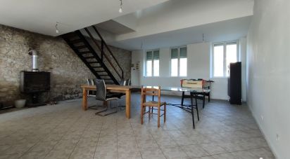 House 4 rooms of 157 m² in Malause (82200)