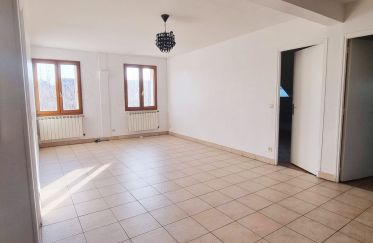 Apartment 4 rooms of 60 m² in Montereau-Fault-Yonne (77130)