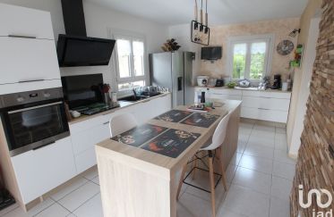 House 6 rooms of 134 m² in Cléon (76410)