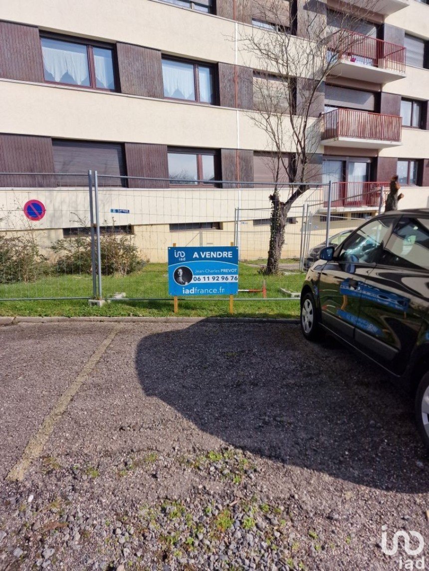 Parking of 10 m² in Nancy (54000)