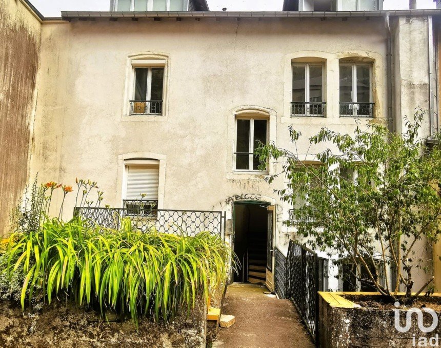 Immeuble de 315 m² à Plombières-les-Bains (88370)