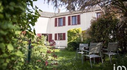 House 5 rooms of 106 m² in Jouy-le-Moutier (95280)