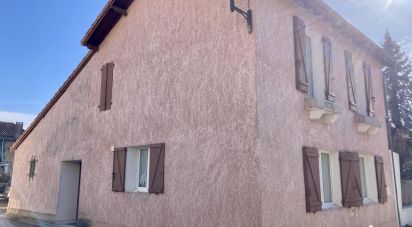 Maison 4 pièces de 108 m² à Villecomtal-sur-Arros (32730)