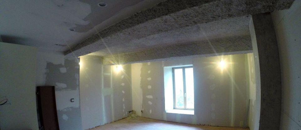 House 4 rooms of 130 m² in Monthermé (08800)