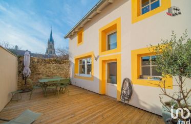 House 6 rooms of 226 m² in Woippy (57140)
