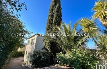 House 4 rooms of 86 m² in Six-Fours-les-Plages (83140)