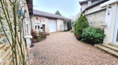 House 4 rooms of 179 m² in Guindrecourt-aux-Ormes (52300)