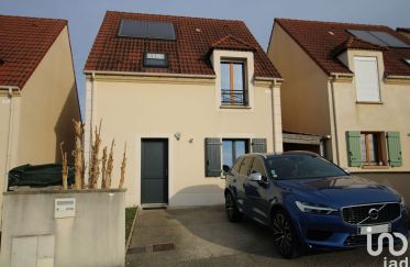 House 4 rooms of 84 m² in Égly (91520)
