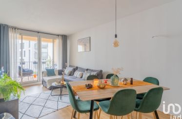 Apartment 3 rooms of 52 sq m in Arcueil (94110)