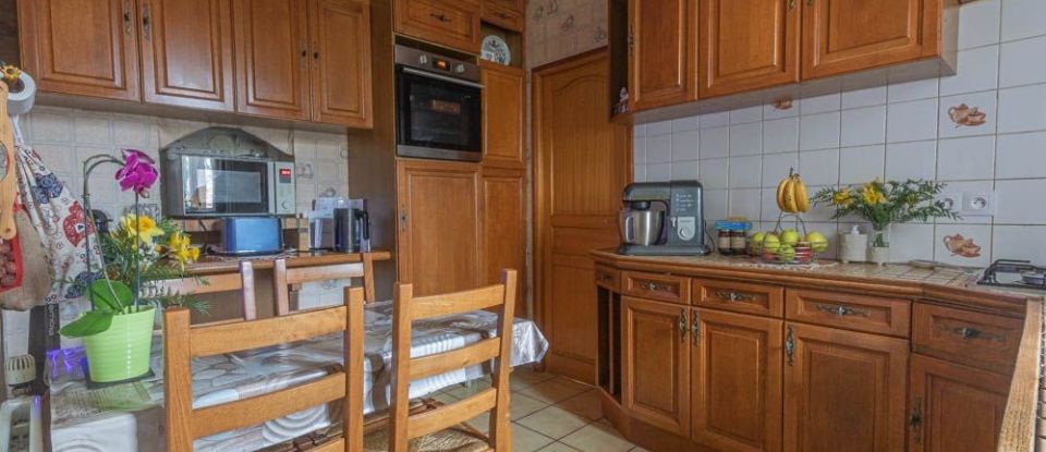 House 9 rooms of 225 m² in Mantes-la-Jolie (78200)