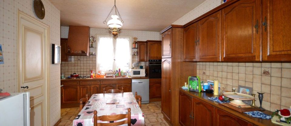Country house 5 rooms of 127 m² in Objat (19130)