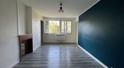 Apartment 4 rooms of 62 sq m in Troyes (10000)