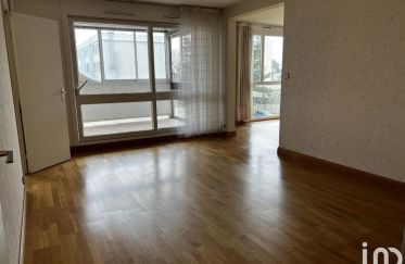 Apartment 5 rooms of 95 m² in Cholet (49300)