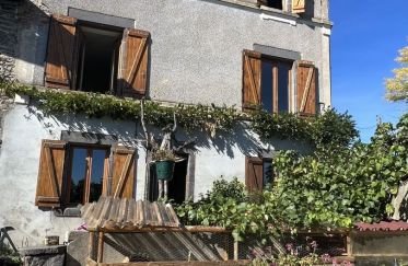 House 5 rooms of 125 m² in Saint-Laure (63350)