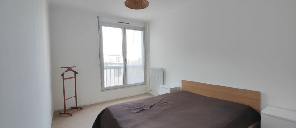Apartment 2 rooms of 55 m² in Cergy (95000)