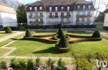 Apartment 4 rooms of 80 m² in Fontainebleau (77300)