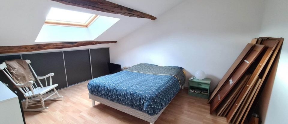 House 2 rooms of 138 m² in Saint-Urbain-Maconcourt (52300)