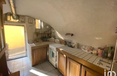 Apartment 1 room of 22 m² in Eyguières (13430)