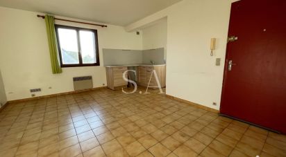Building in Chevilly-Larue (94550) of 330 m²
