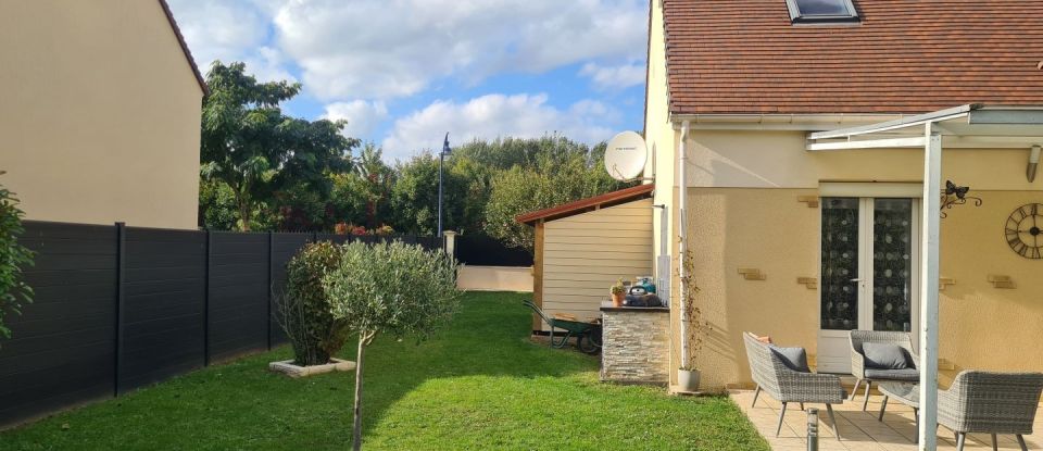 House 7 rooms of 172 m² in Morigny-Champigny (91150)