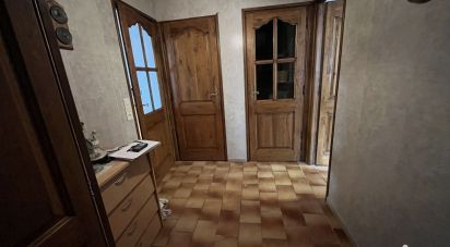 House 2 rooms of 75 m² in Lieu-Saint-Amand (59111)